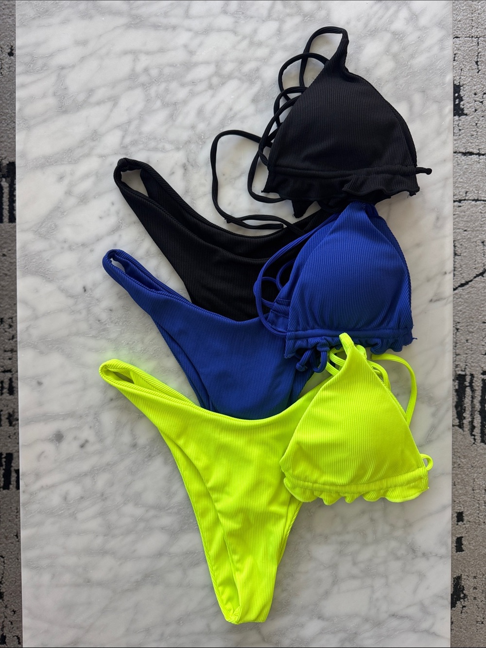 🌼SHEIN🌼 Bundle Ribbed Ruffle Triangle Bikinis, Size L - Picture 2 of 5